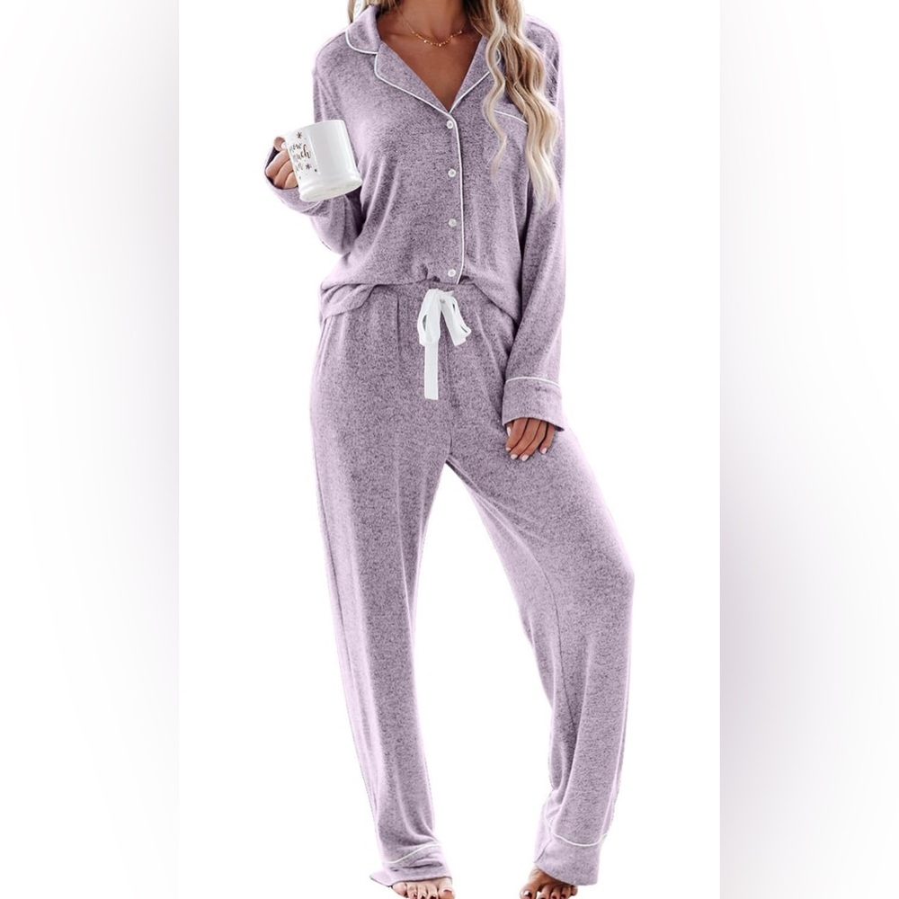 Aamikast Two-Piece Pajama Set - Lavender Purple - Size Large Button Down